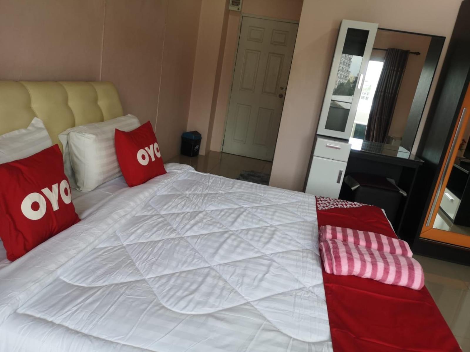 Kjs Pattaya Hotel Luaran gambar