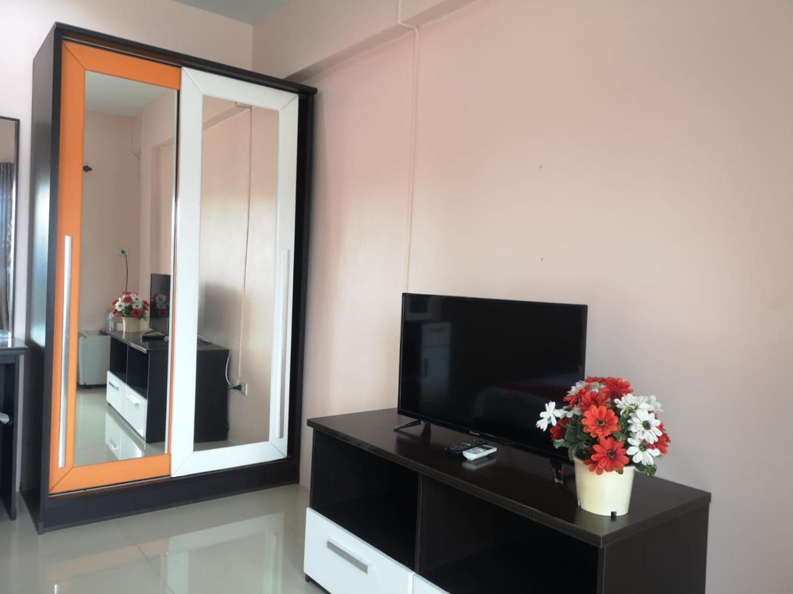 Kjs Pattaya Hotel Luaran gambar